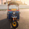 嘟嘟车驾驶模拟器Tuk Tuk Rikshaw Auto Games安卓版app免费下载